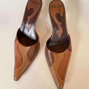 Pazzo Kitten Heel Mule. Size 7 1/2 M. Caramel.